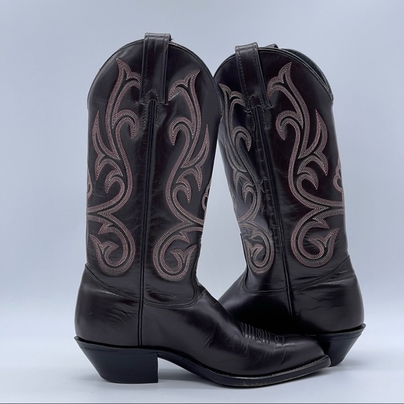 J. Chisholm Handcrafted Boot. - Picture 11 of 11
